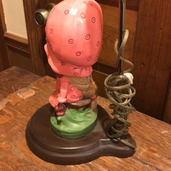 Working Ceramic Holly Hobby Lamp - Picture 3 of 4